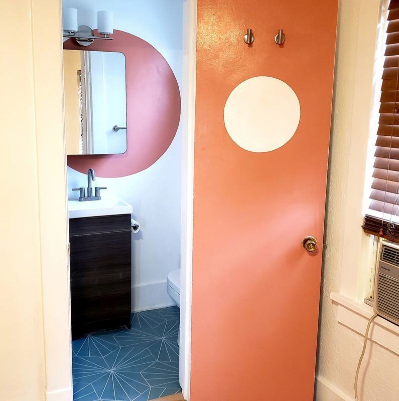 316 1/2 Mesa St Se - Photo 4 of 9