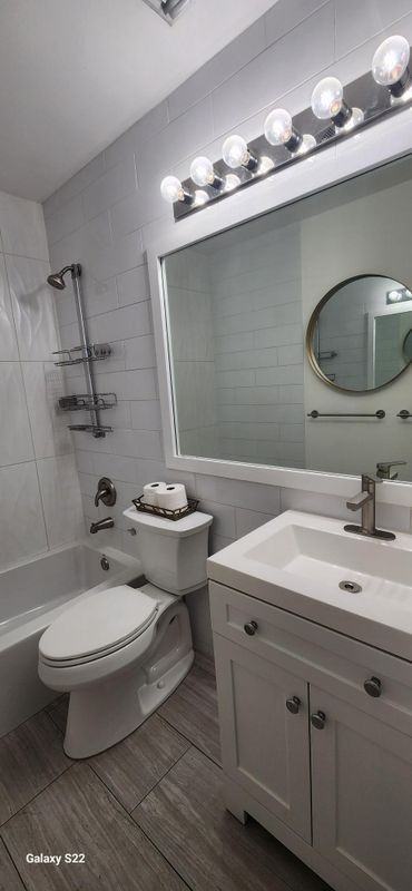 701 Ne 8th St - Photo 7 of 8