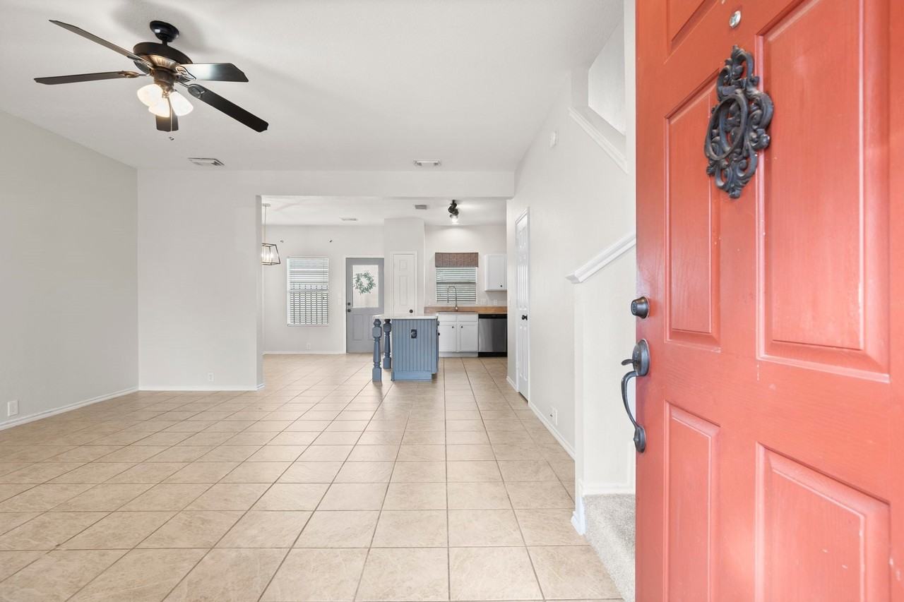 9735 Coyote Creek Dr - Photo 3 of 33