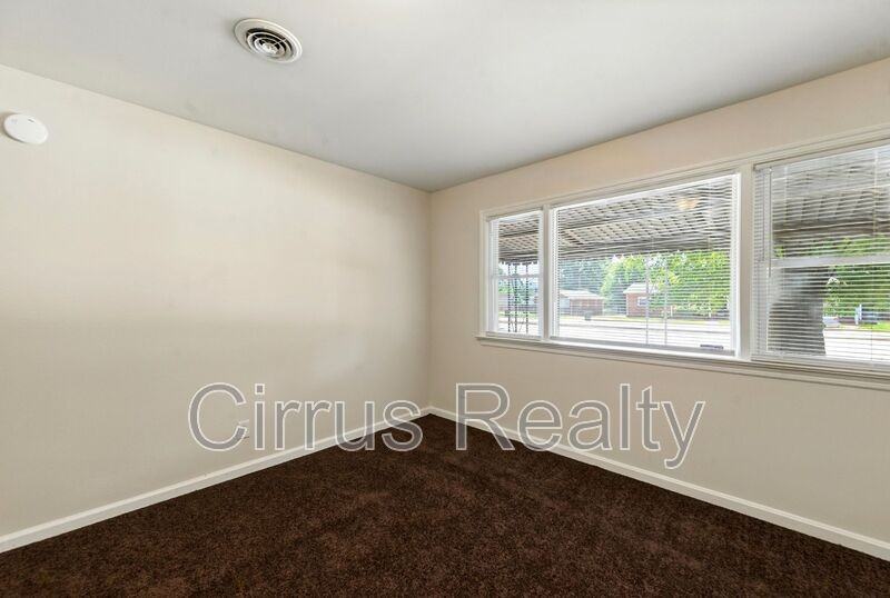 2113 Victoria Blvd - Photo 5 of 22