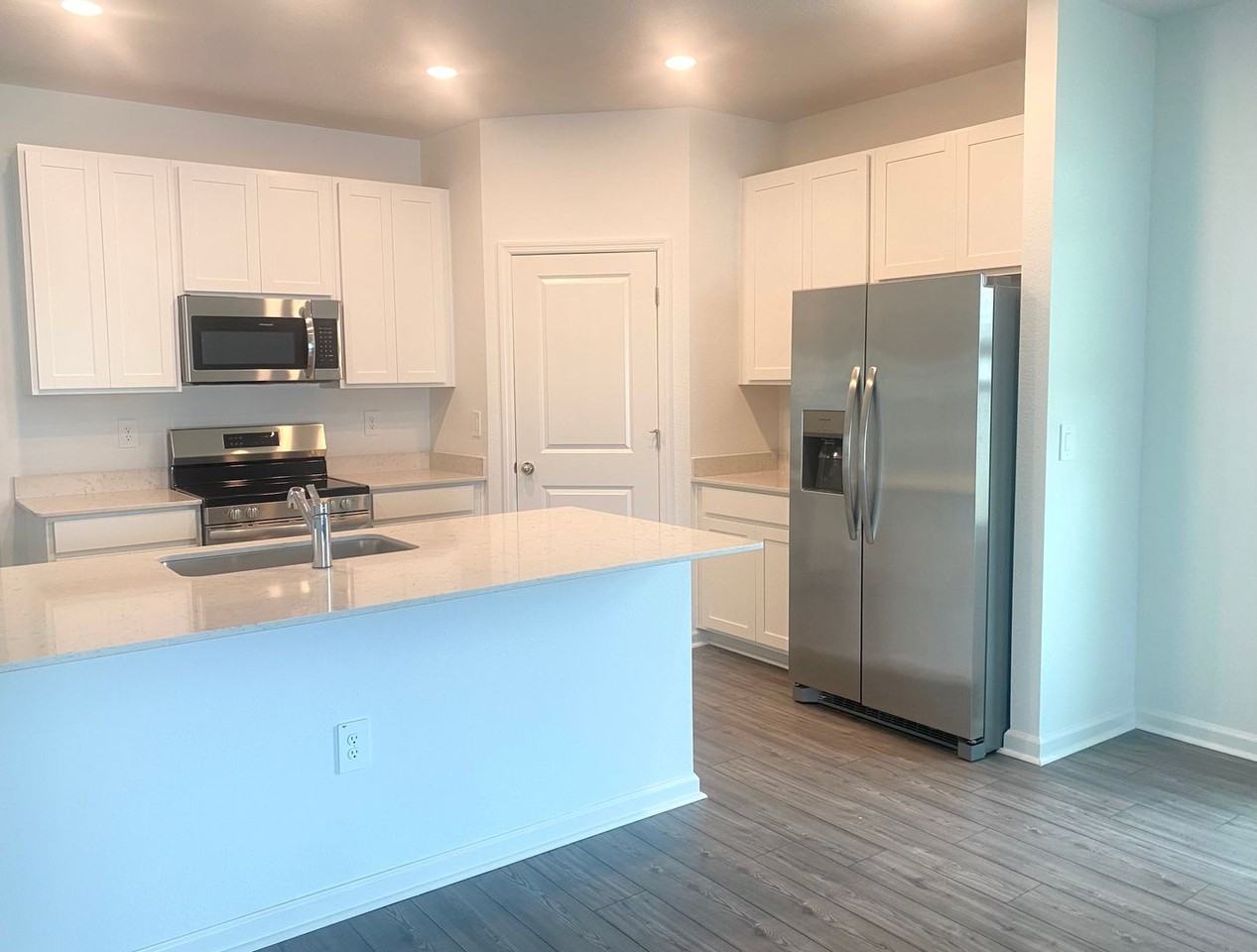 4706 Sw 83rd Loop - Photo 2 of 19