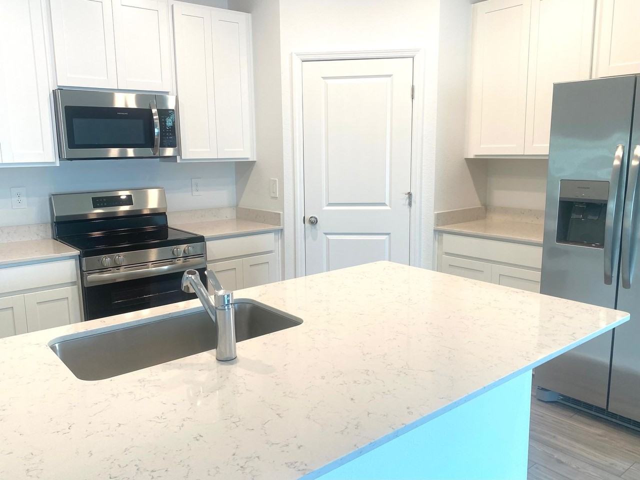 4706 Sw 83rd Loop - Photo 3 of 19