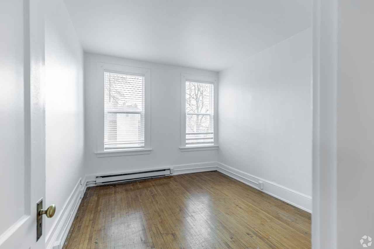 Altadena Apartment Community - Photo 5 of 7