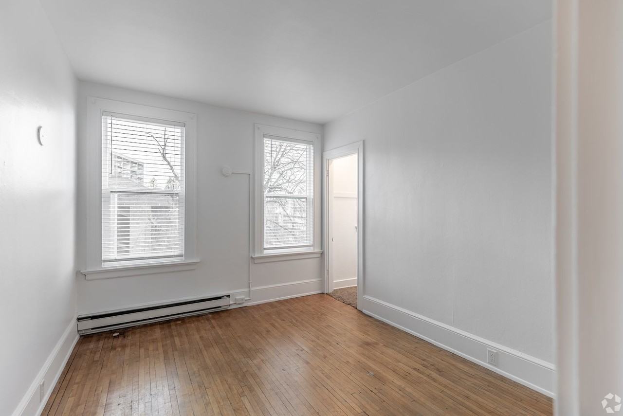 Altadena Apartment Community - Photo 6 of 7