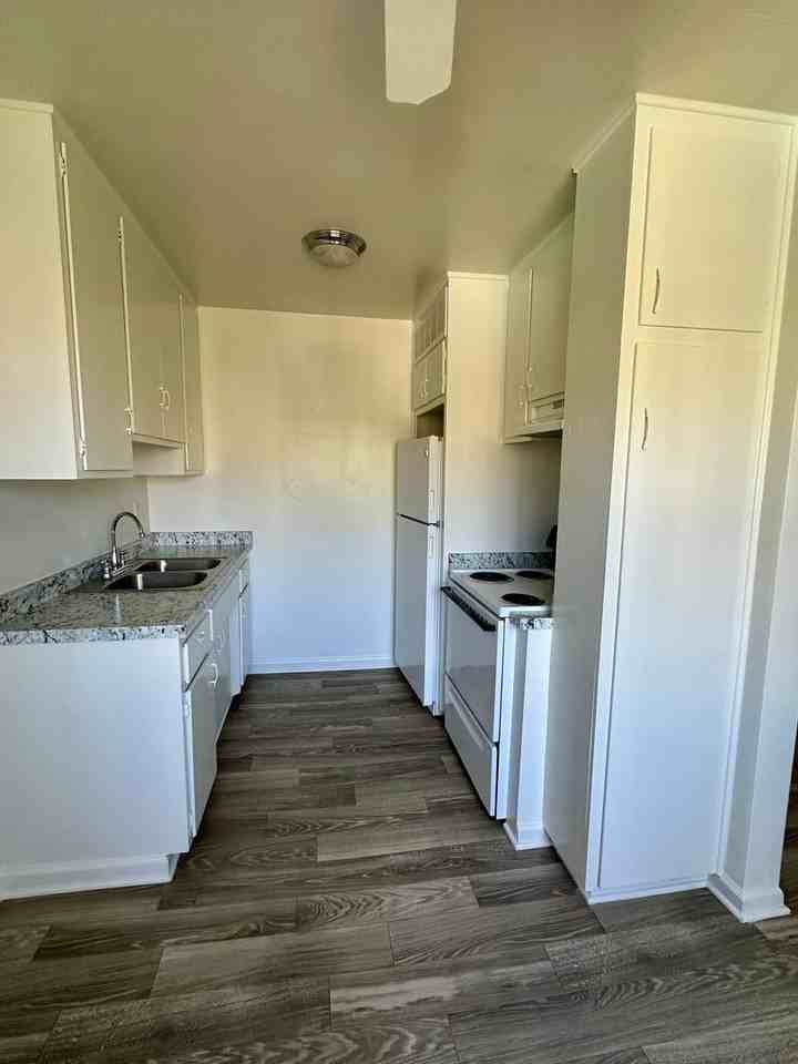 Loma Village Apartments - Photo 2 of 29