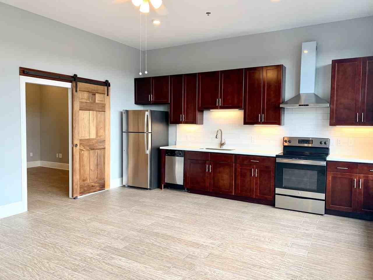 Faubourg on Freret - Photo 4 of 32