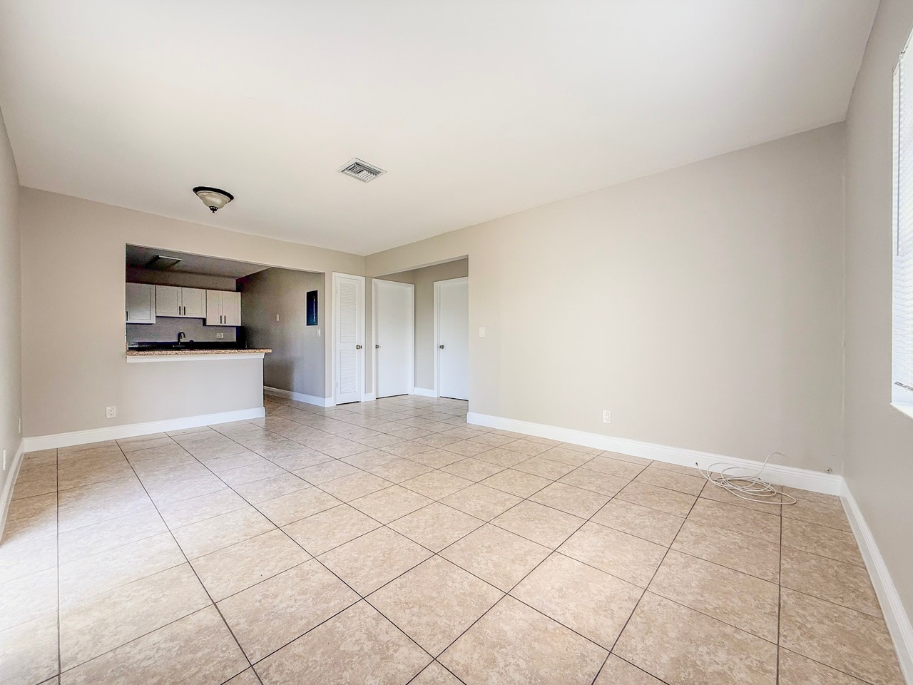 1515 North Federal Highway - Photo 2 of 13