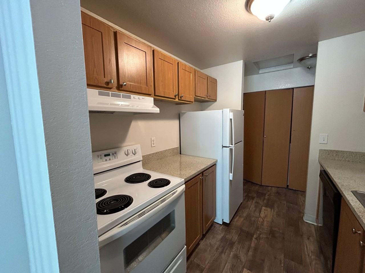 Westpark IV - Photo 4 of 9