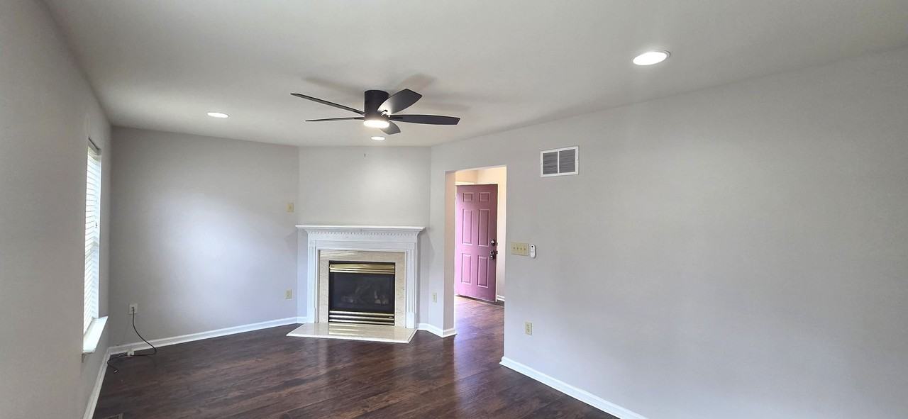 20 Normans Ford Dr - Photo 5 of 34