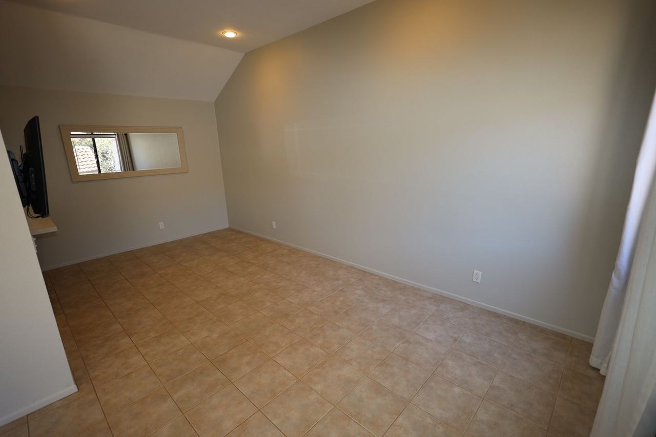 28092 Mariposa - Photo 4 of 35