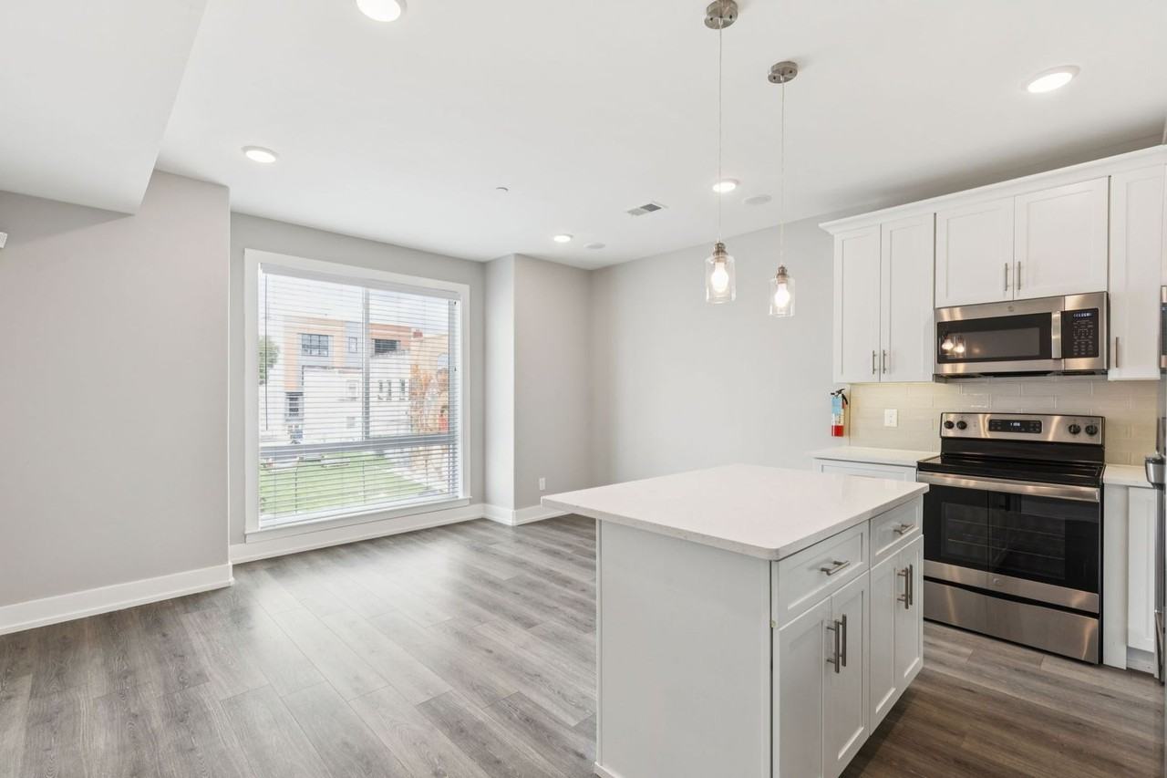 2531 North Front Street #2 - Photo 3 of 25