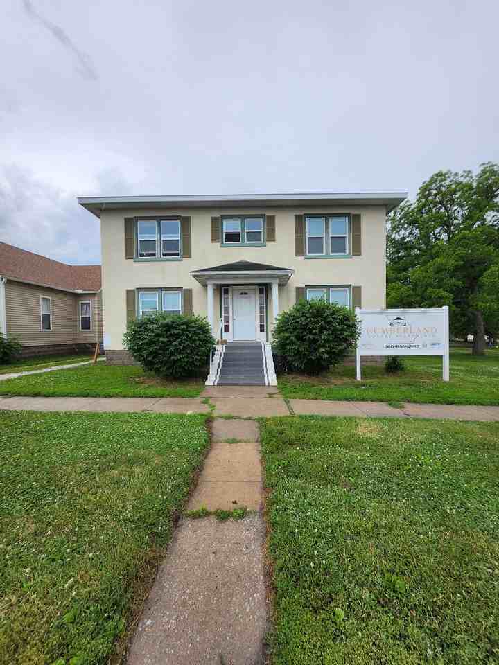 Cumberland Square Apartments - Photo 2 of 3
