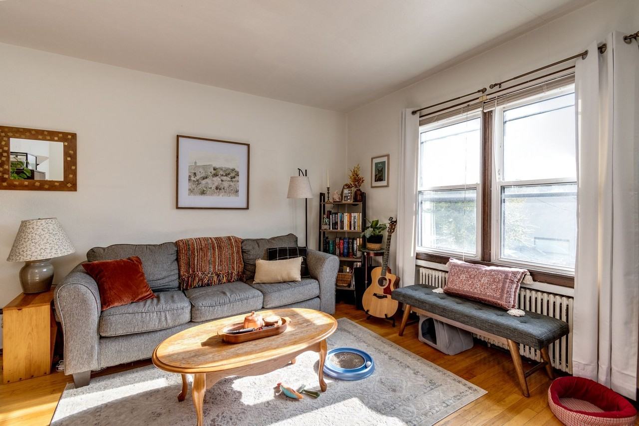 1906 Birge Terrace - Photo 5 of 16