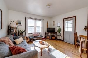 featured image of 1906 Birge Terrace