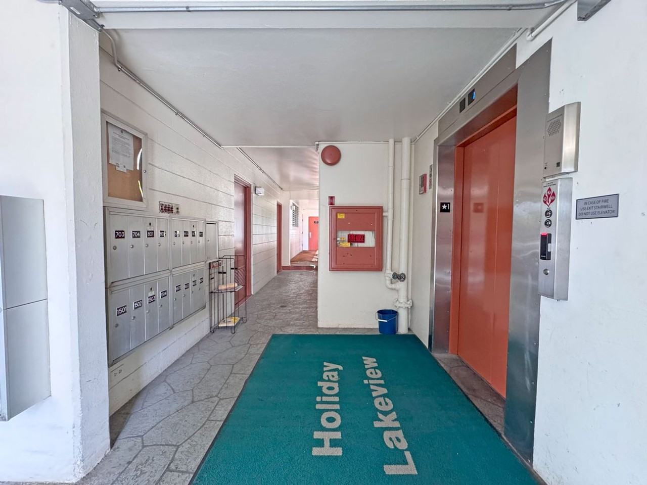 949 Ala Nanala St #1004 - Photo 3 of 19