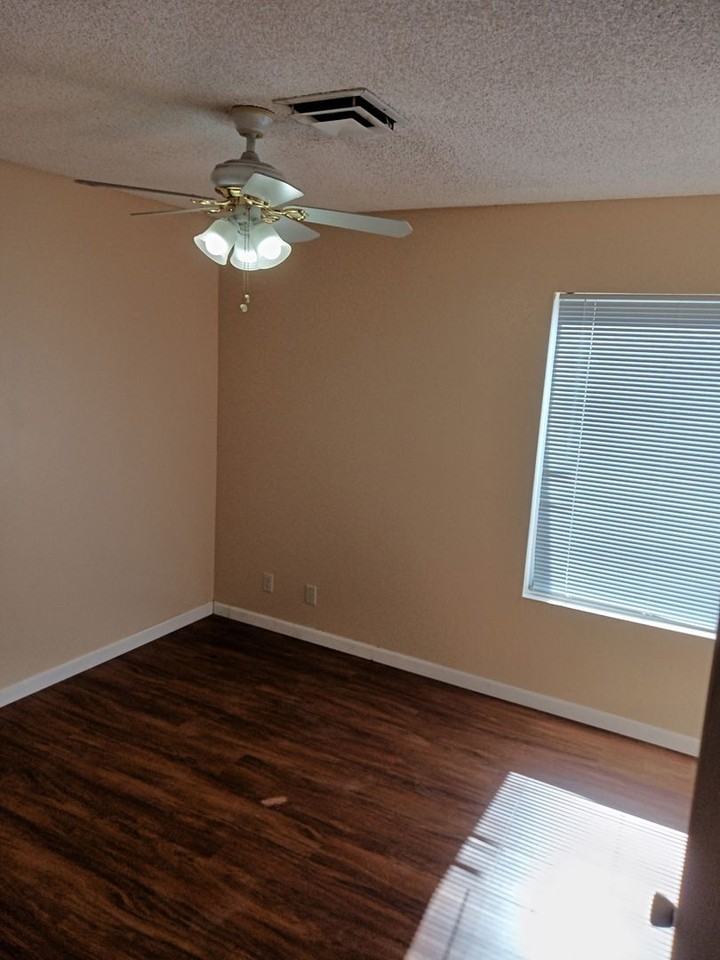 6749 Oak Valley Dr - Photo 5 of 16