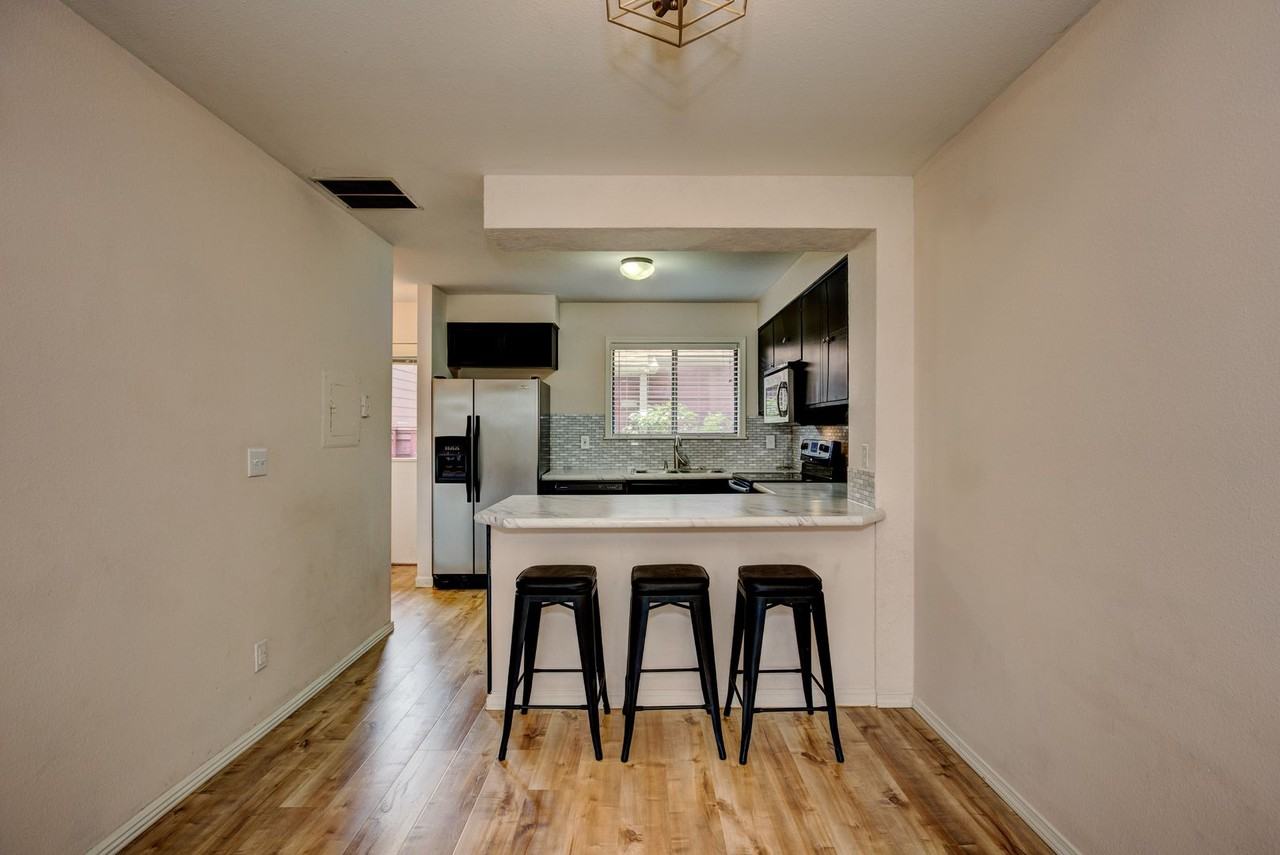 3036 S Betsy Ross Ln - Photo 6 of 33