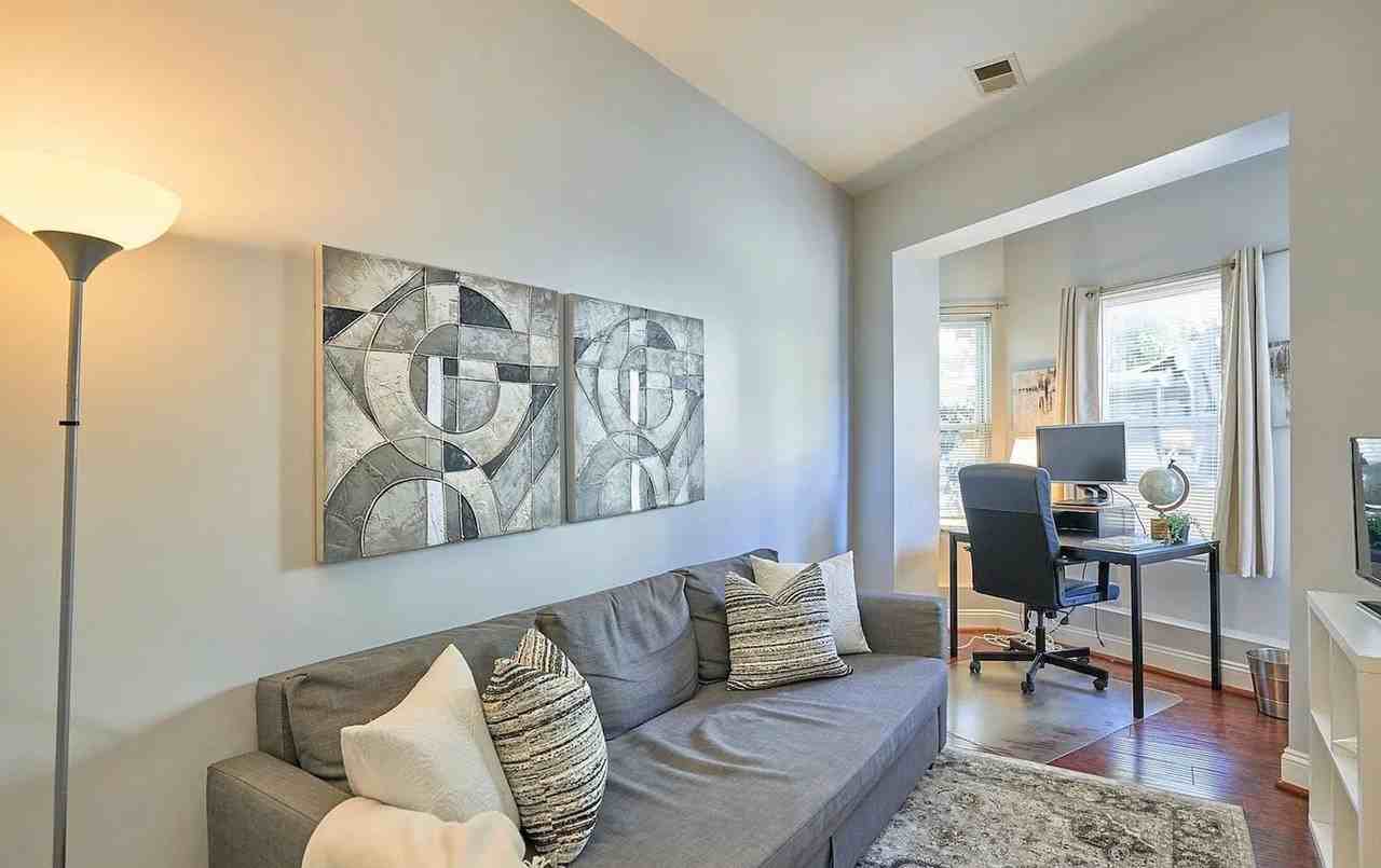 500 Florida Avenue Northwest - Photo 5 of 21