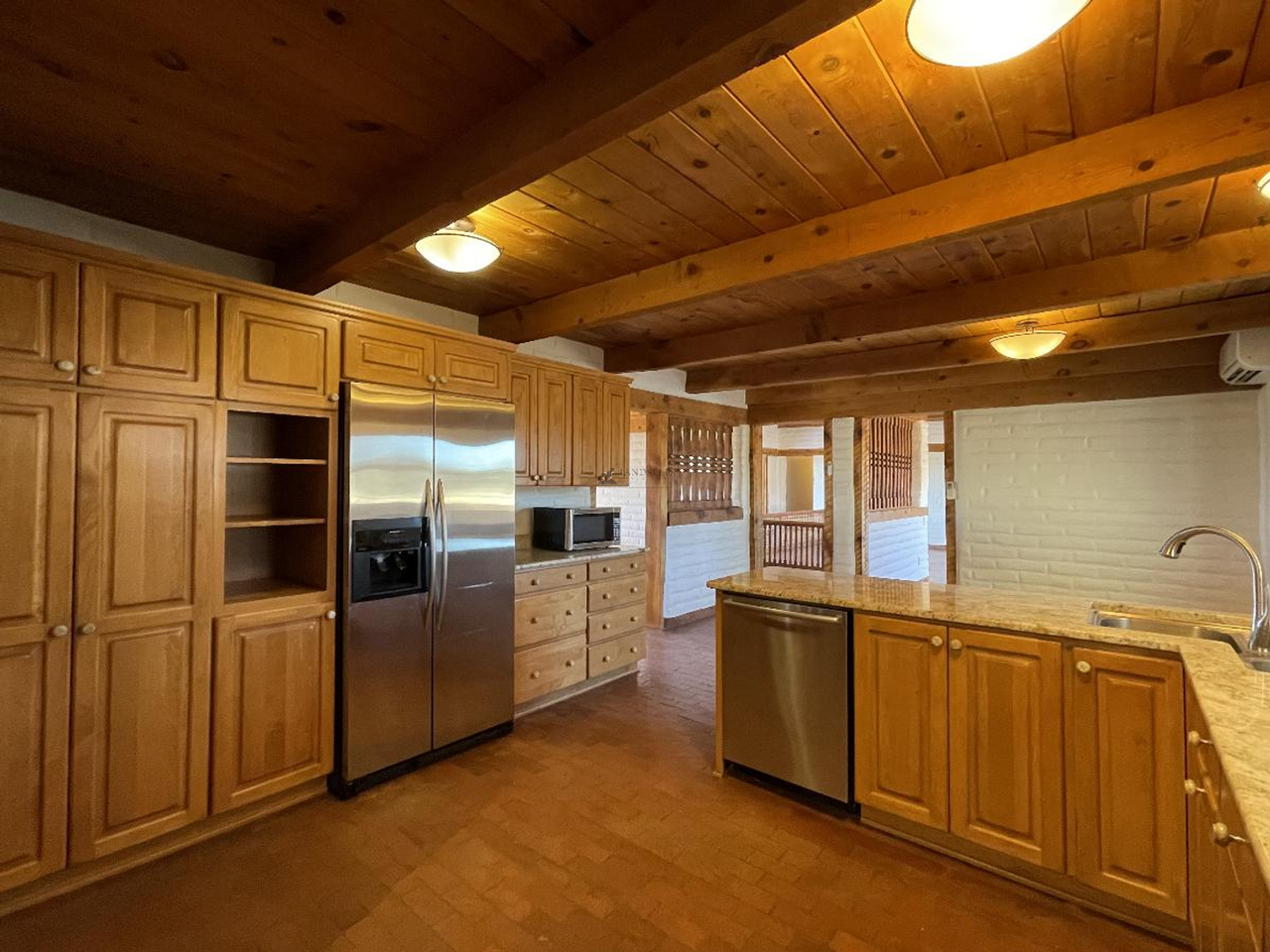 311 Potrillo Dr - Photo 6 of 21