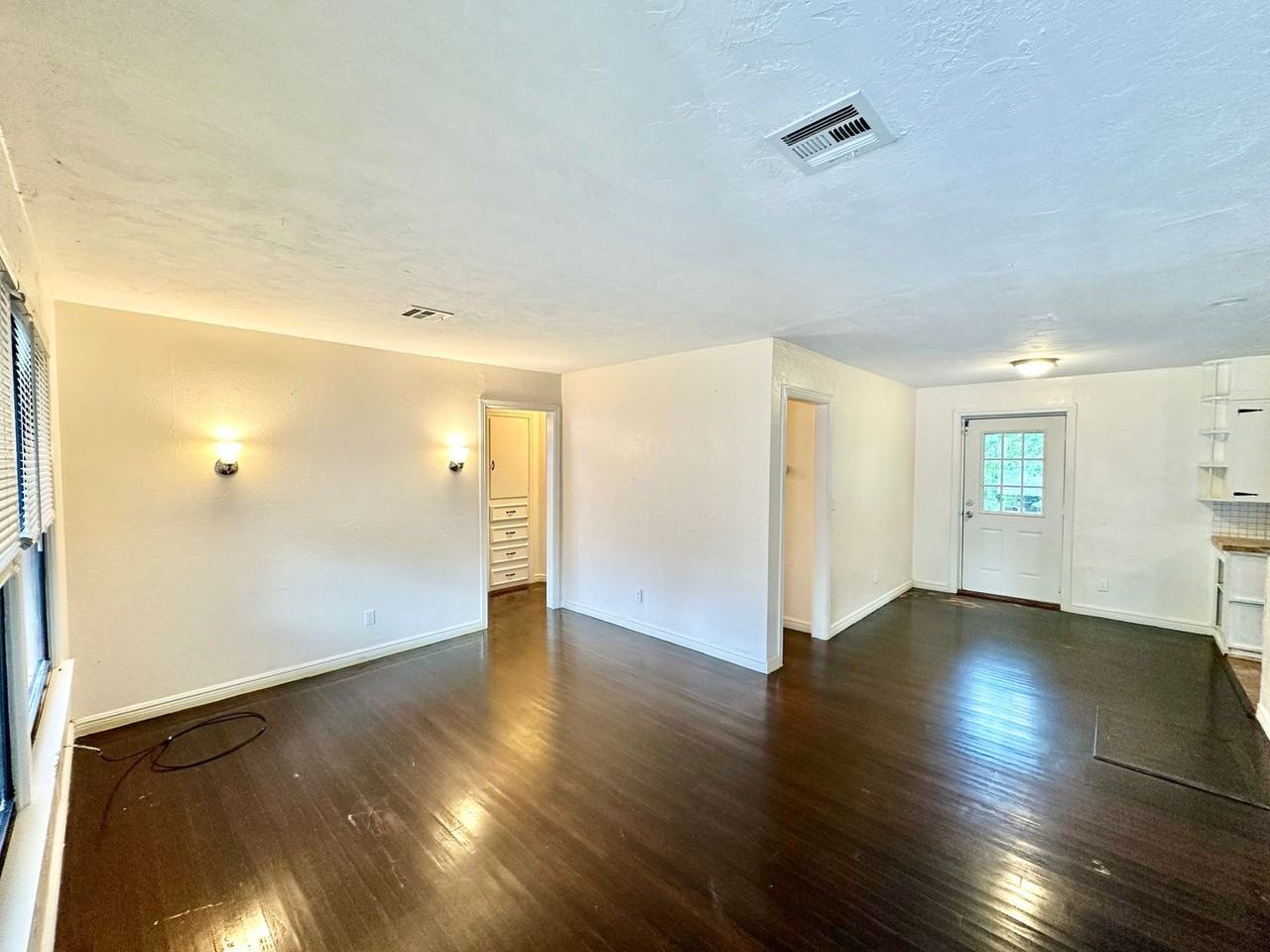 3206 Nw Liberty Ave - Photo 5 of 19