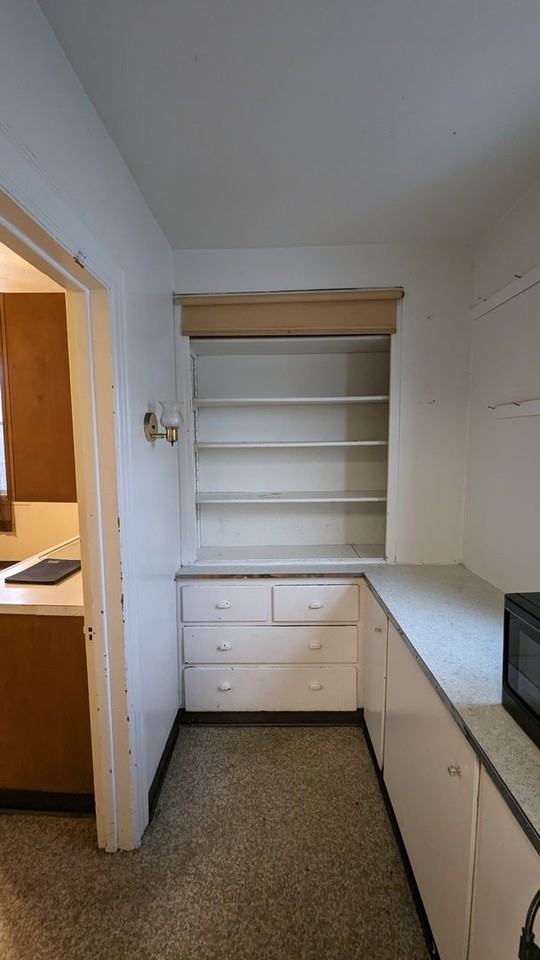 RJ707 - Photo 4 of 47