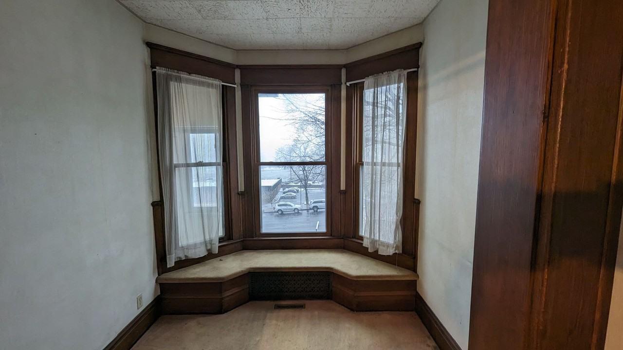 RJ707 - Photo 5 of 47