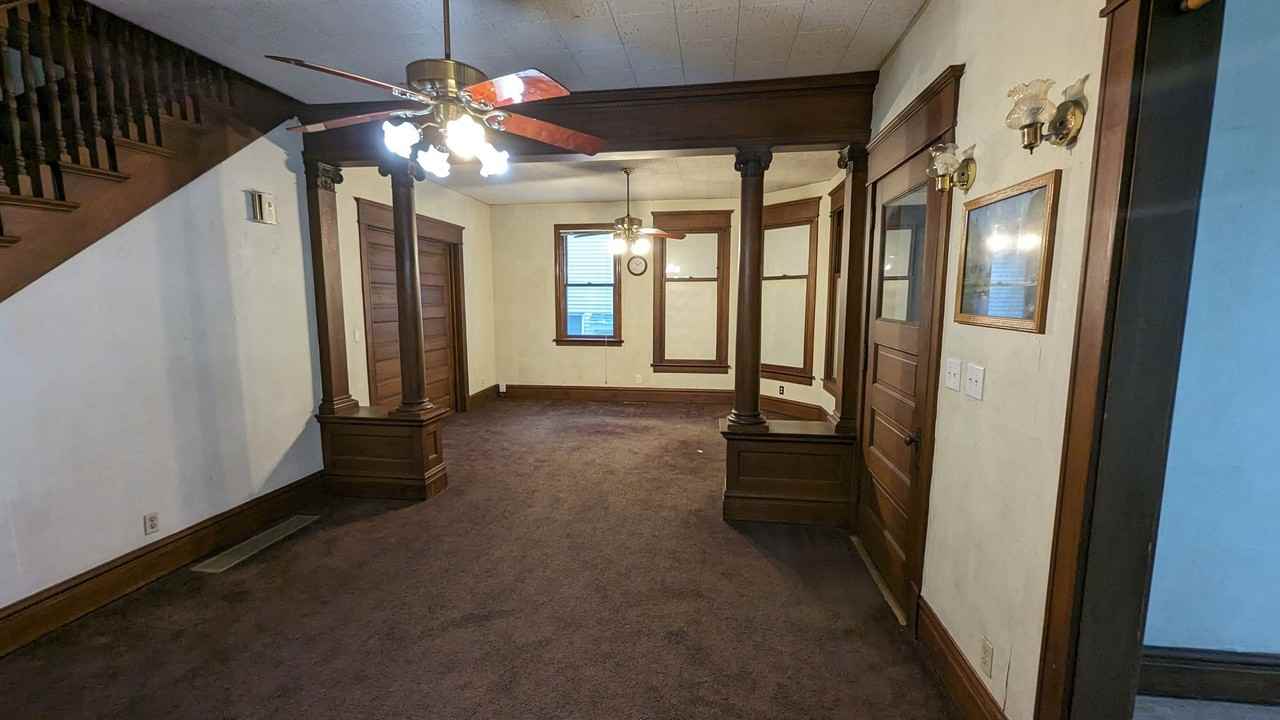 RJ707 - Photo 7 of 47