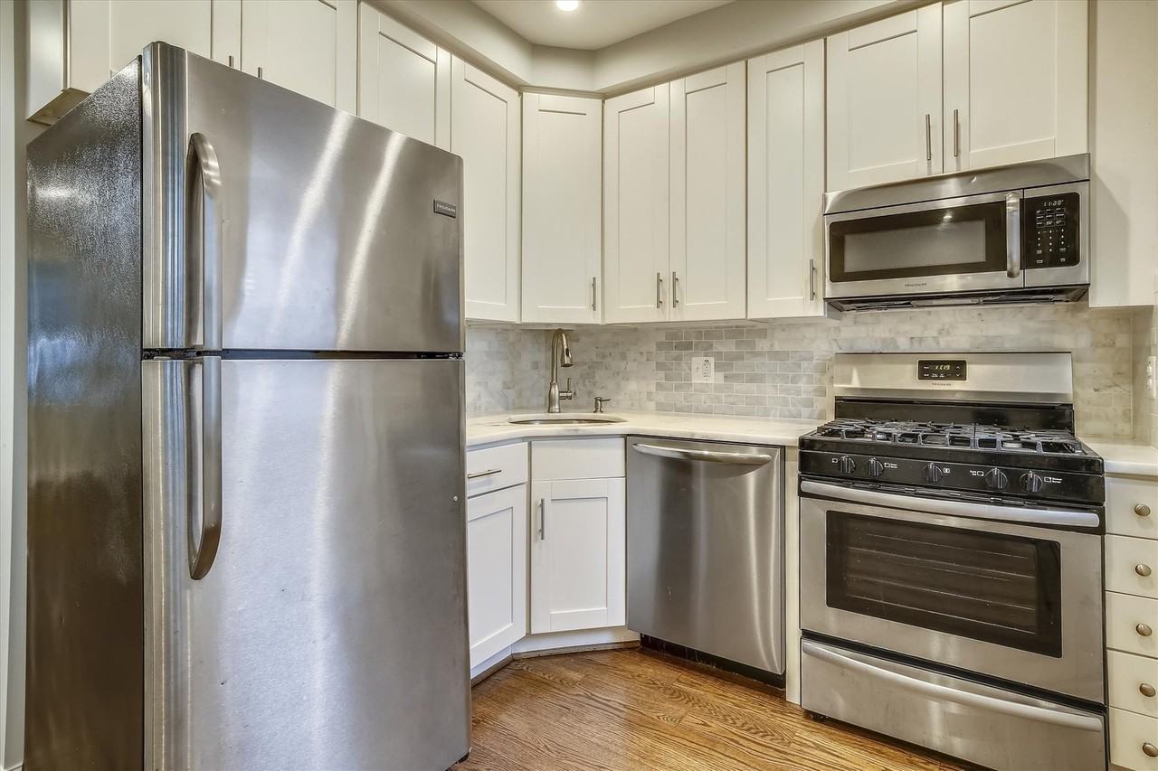 1155 3rd St Ne - Photo 2 of 50