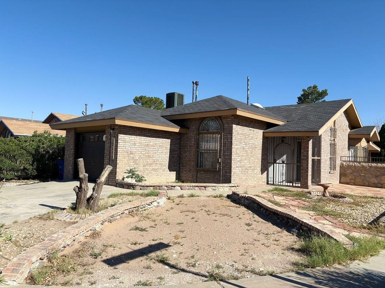 12131 Yvonne Richardson Ave - Photo 2 of 11