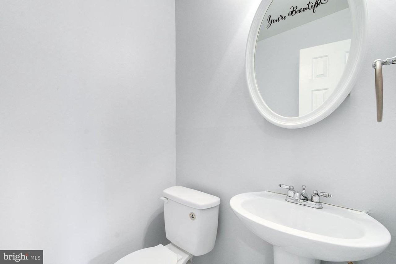 6313 Panda Ct - Photo 5 of 13