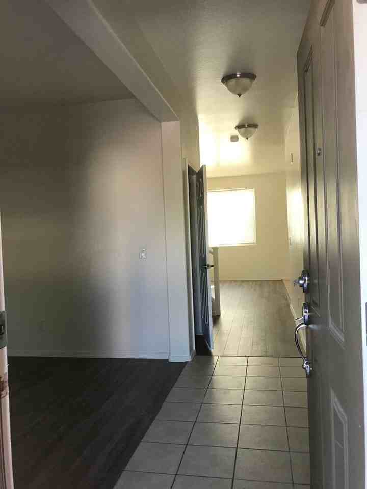 18149 West Hatcher Road - Photo 5 of 29