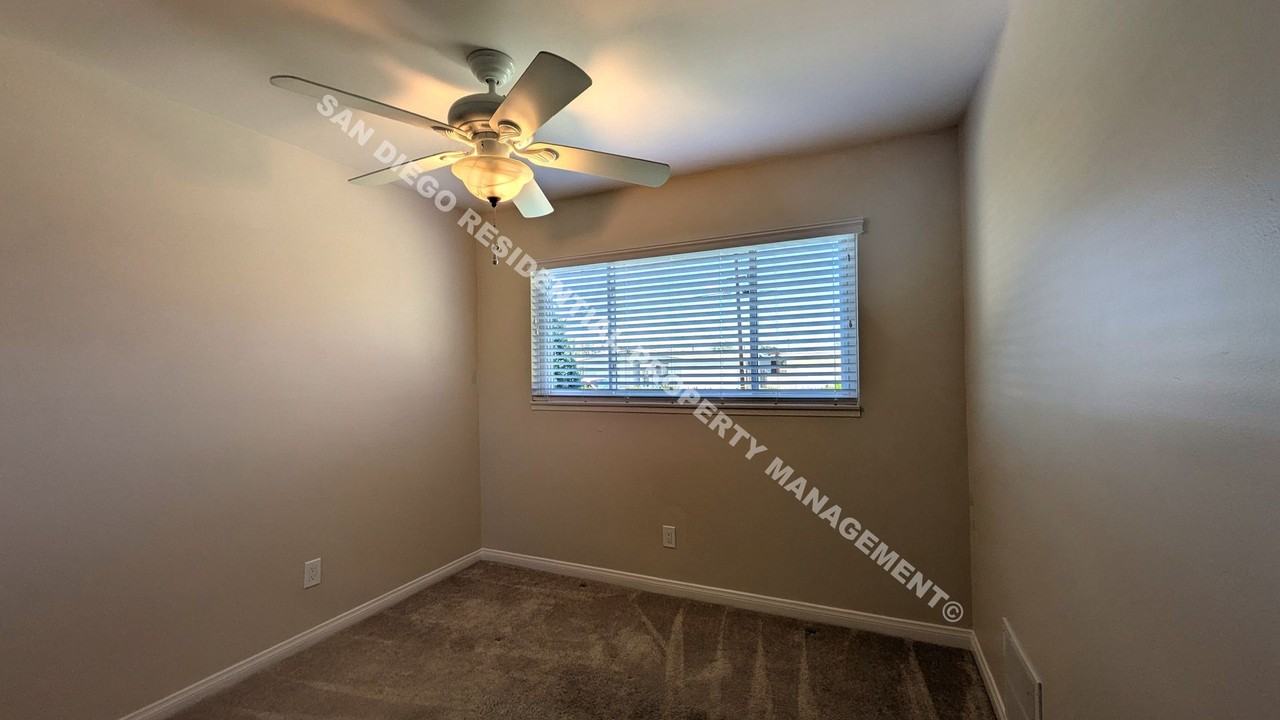 4425 Mount Henry Ave - Photo 3 of 18