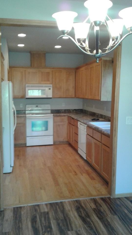 2657 Brookdale Dr - Photo 4 of 39