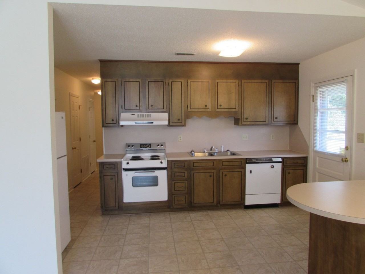 6016 Pleasant Grove Rd - Photo 7 of 19