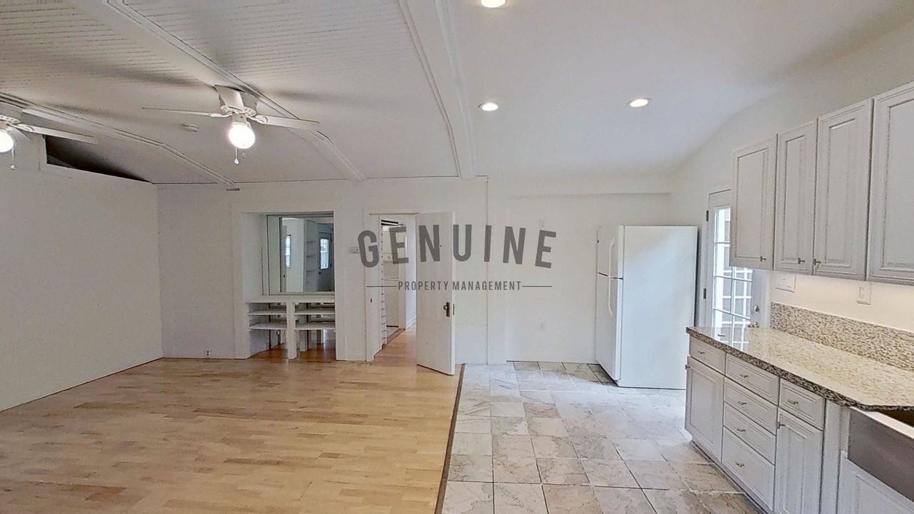 14832 Kitterman Dr - Photo 6 of 32
