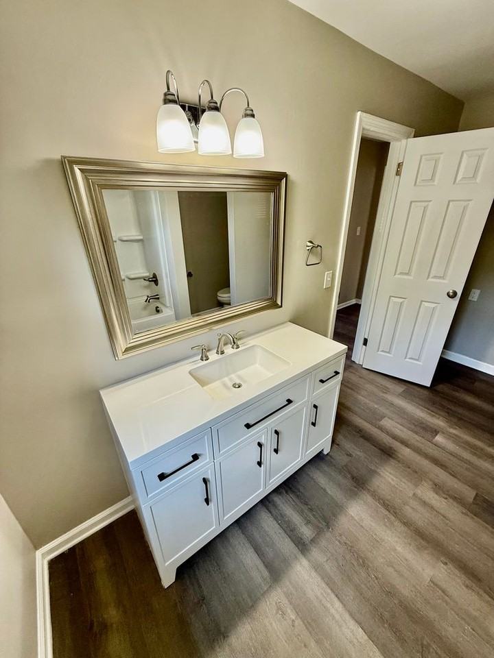 3910 Harwood St - Photo 4 of 10