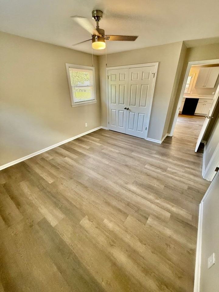 3910 Harwood St - Photo 5 of 10