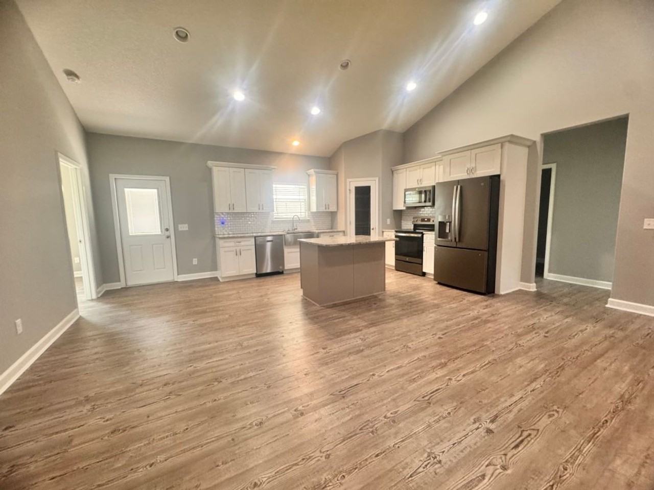 3103 County Road 121 - Photo 3 of 45