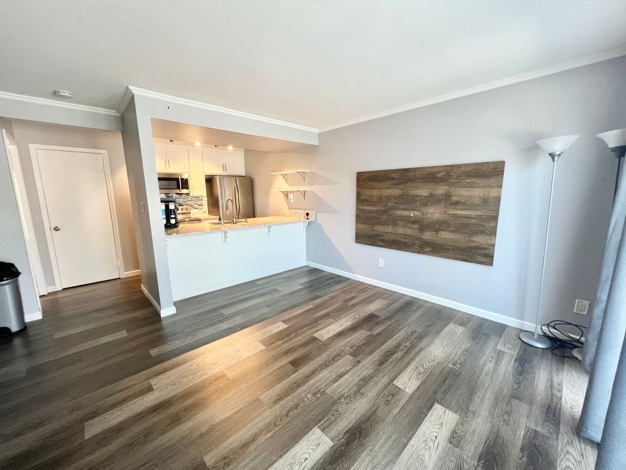 2504 Edward Ln - Photo 2 of 12