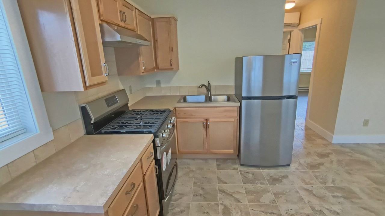 2950 E Main St - Photo 3 of 11