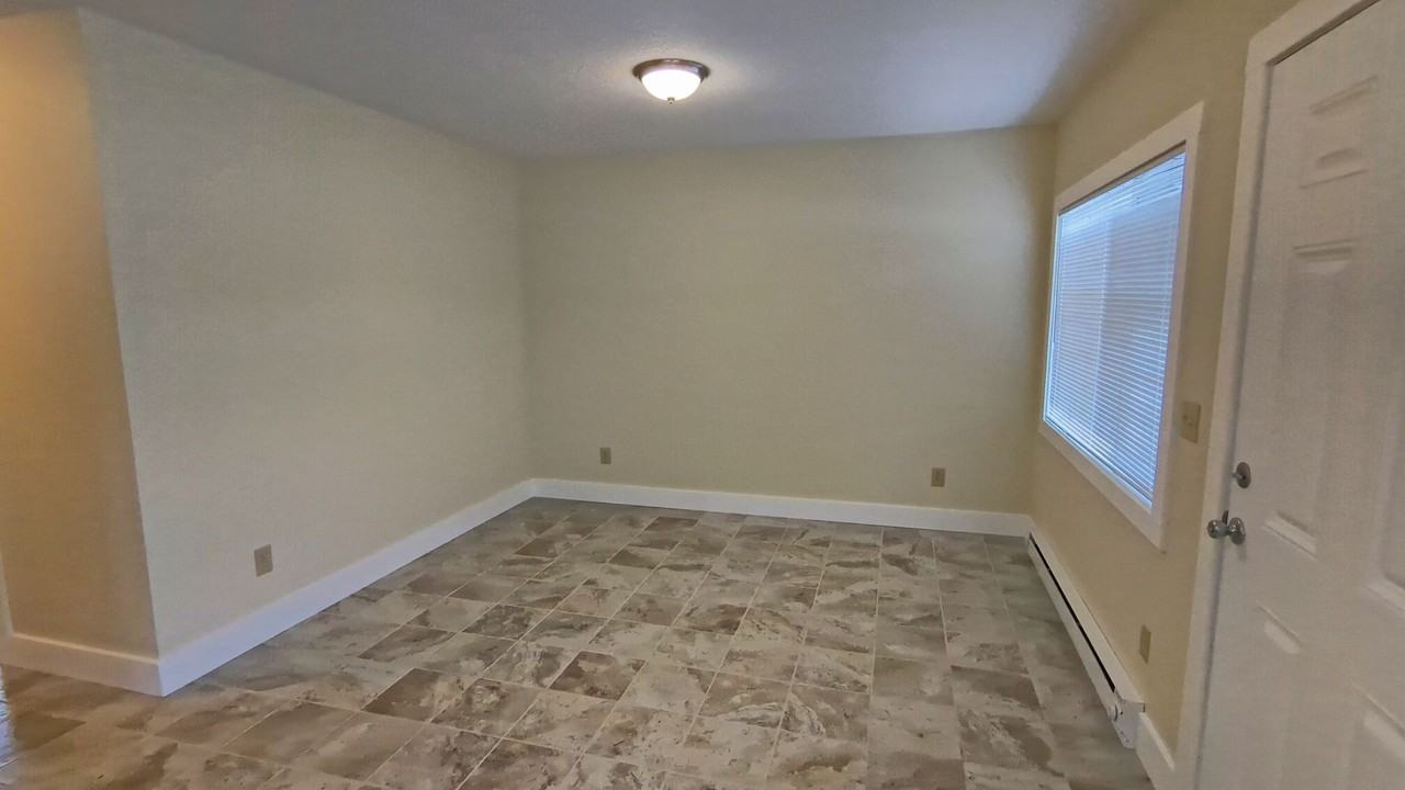 2950 E Main St - Photo 4 of 11