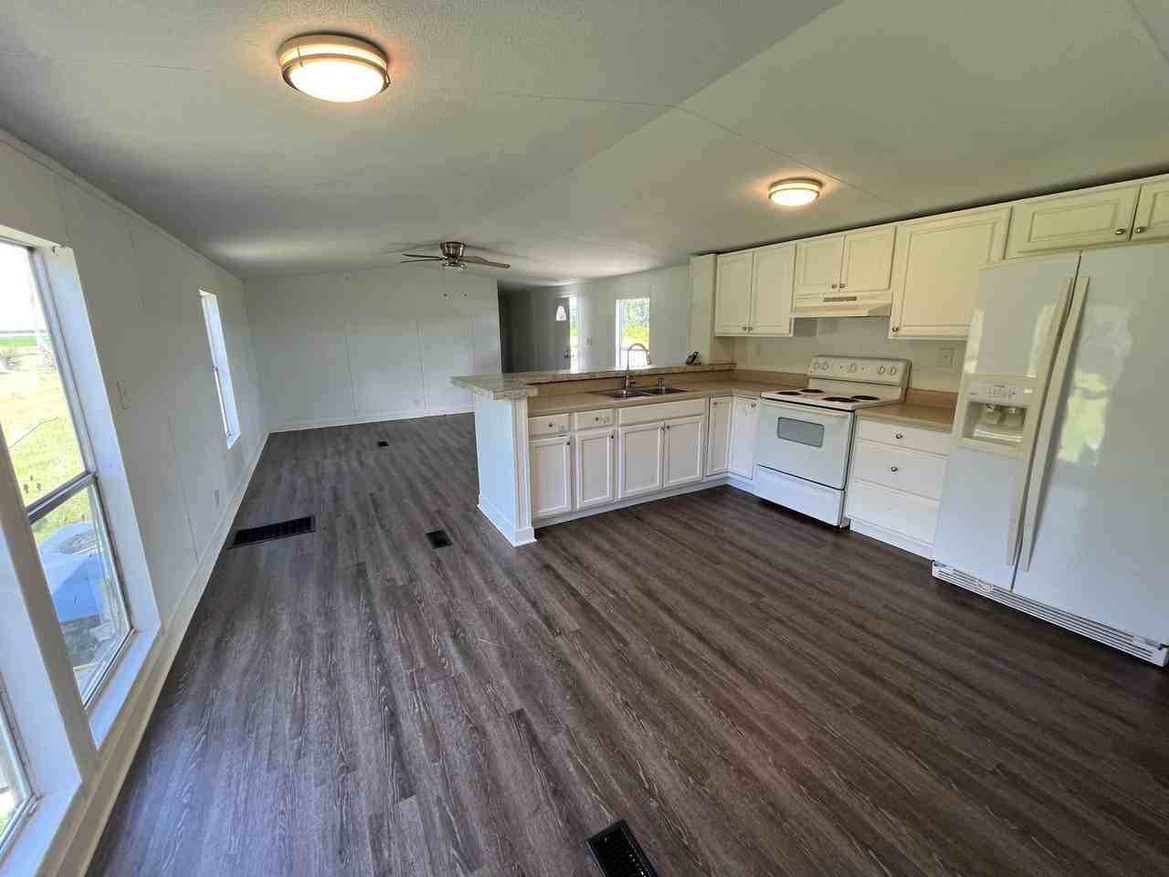 22131 104th St - Photo 3 of 11