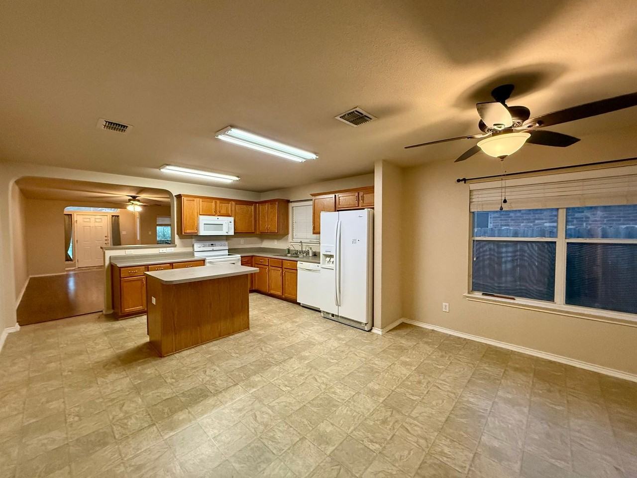 346 Lucille - Photo 6 of 15