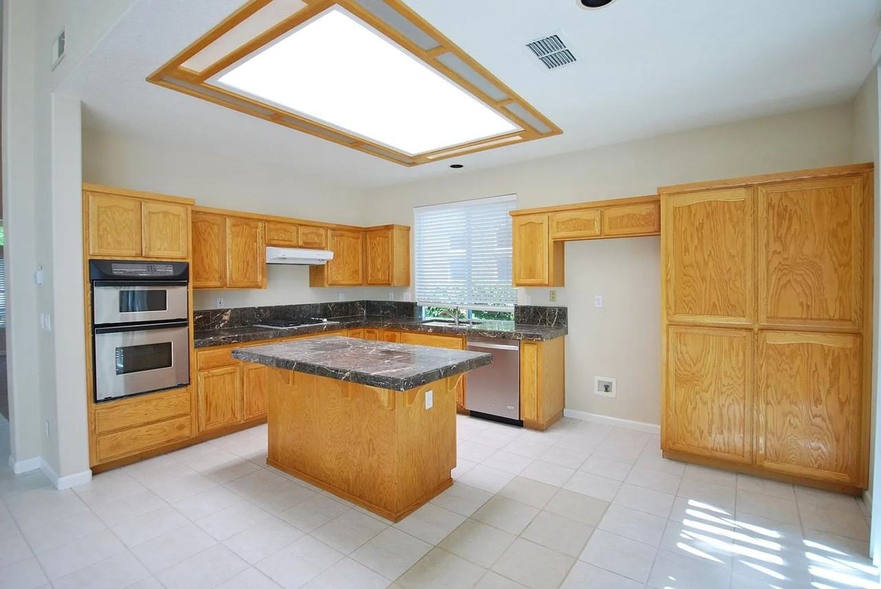 3757 Glacier Park Way - Photo 4 of 31