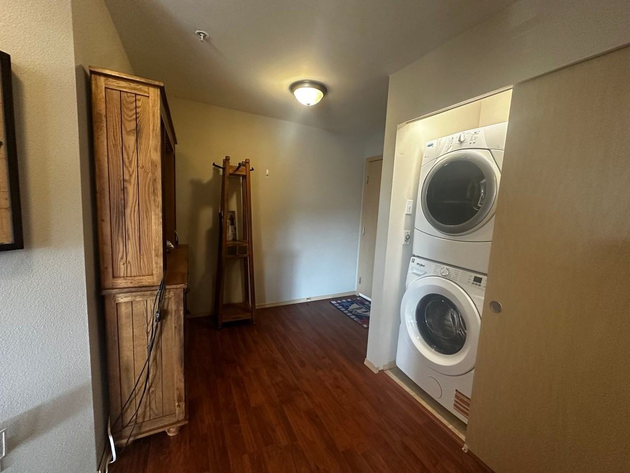 2818 Grand Ave - Photo 4 of 42