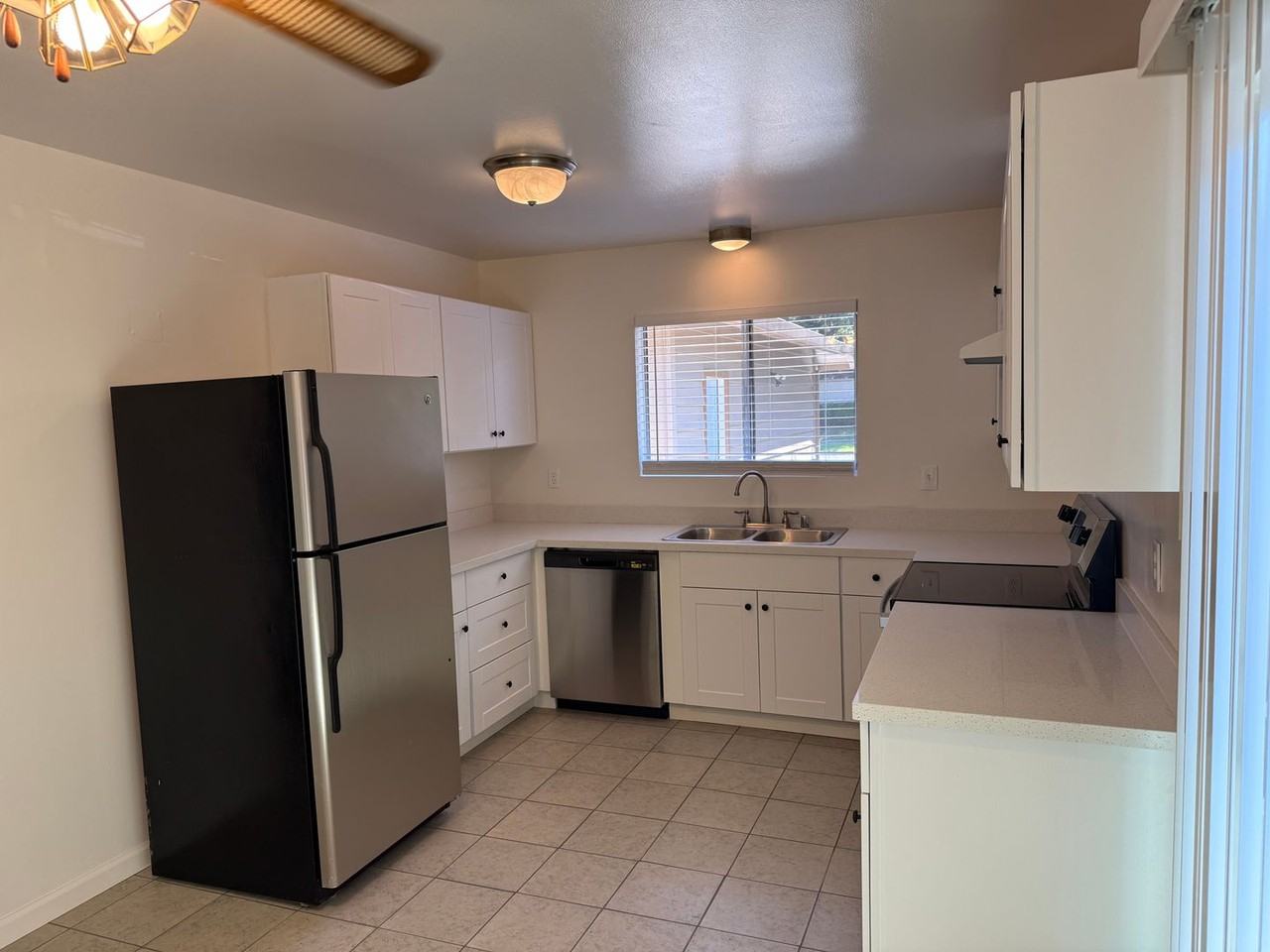 5719 Beswick Dr - Photo 3 of 14