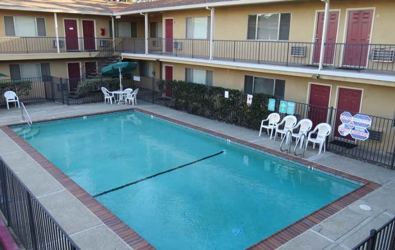 Pinehaven Apartments - Photo 2 of 3