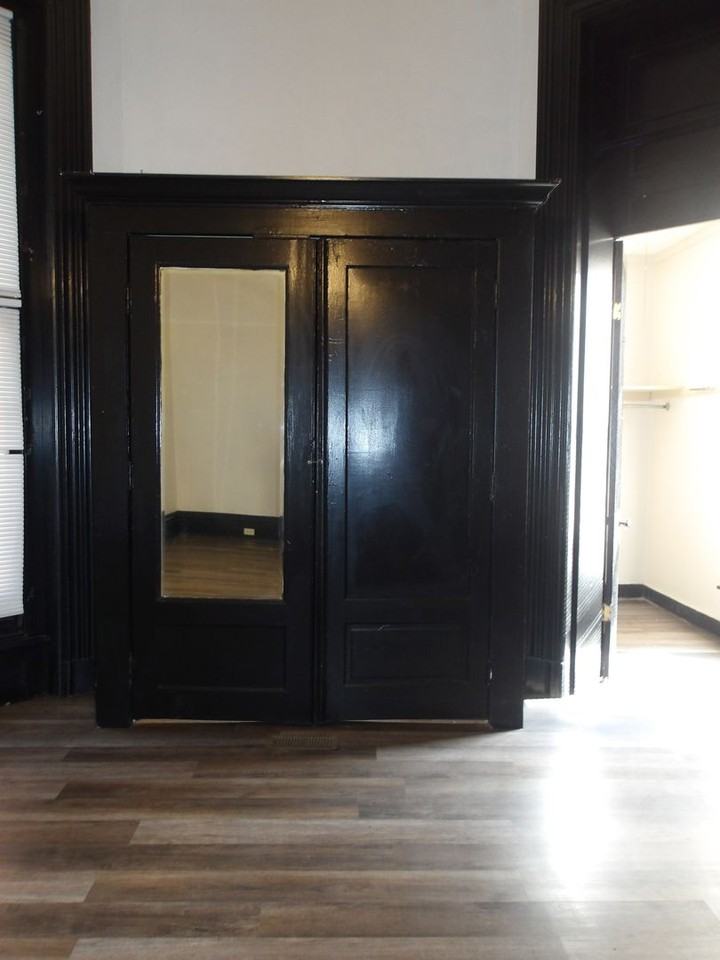 1124 S. 3rd St - Photo 7 of 27