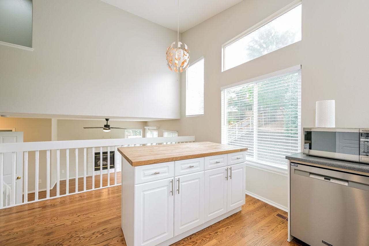 9605 Parramatta Pl - Photo 5 of 25
