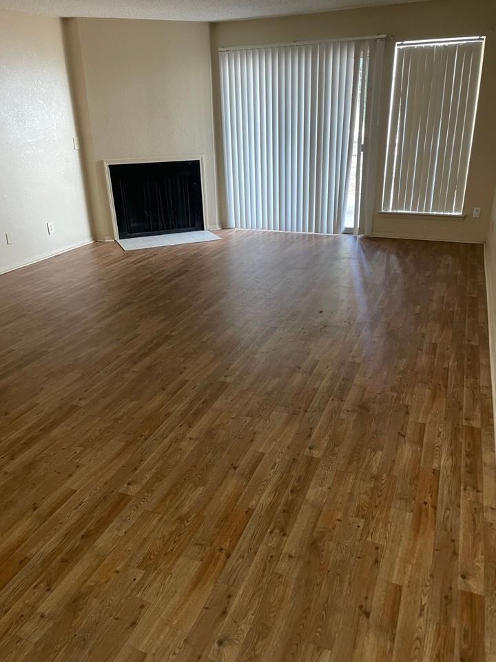2403 E 55th Pl #11 - Photo 3 of 12